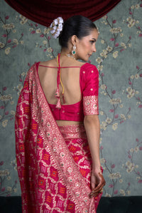Gulabi Saree