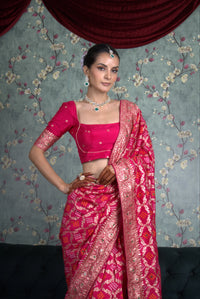 Gulabi Saree
